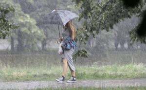 Narednih dana uglavnom oblačno s kišom i pljuskovima