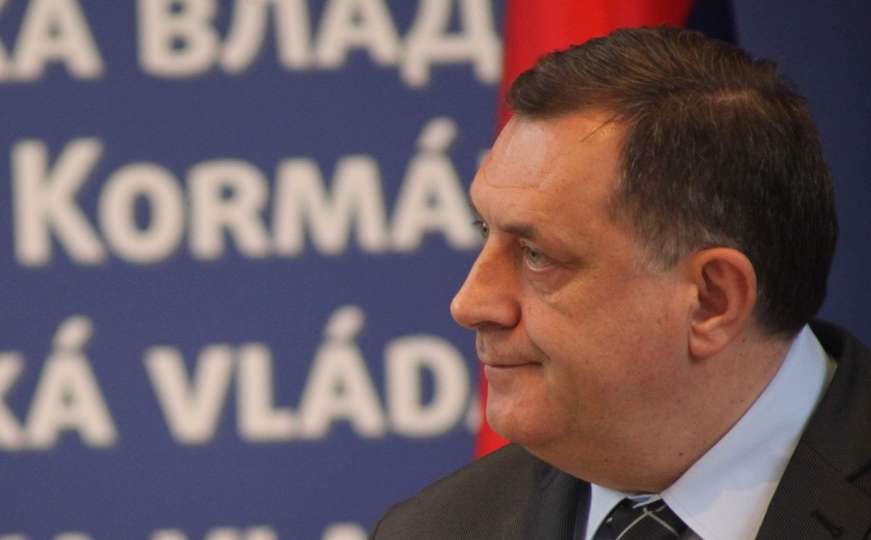 Dodik: Sarajevo i SDA žele uvući 150.000 migranata i dati im bh. državljanstvo