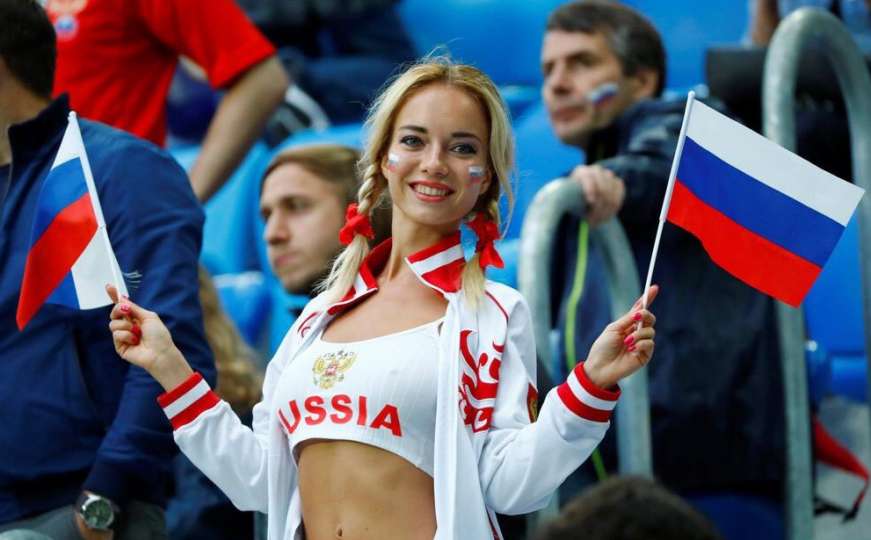 Seksi Ruskinja s otvaranja Svjetskog prvenstva zapravo je - porno zvijezda