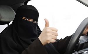 Žene u Saudijskoj Arabiji za volanom: Čudno se osjećam, tako sam sretna
