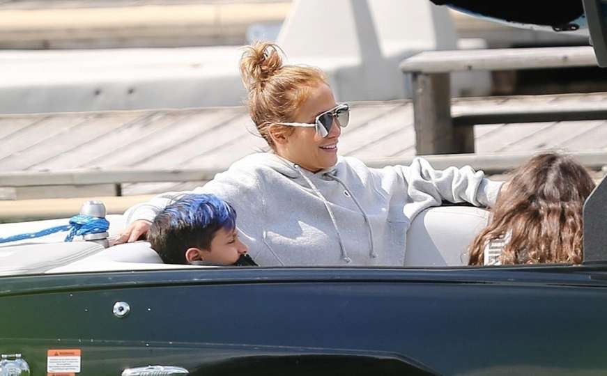 Jennifer Lopez fotografirana u nezavidnom izdanju