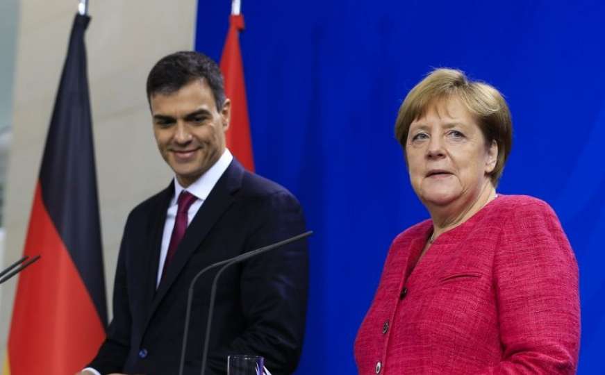 Merkel ne očekuje rješenje pitanja migranata na Samitu EU