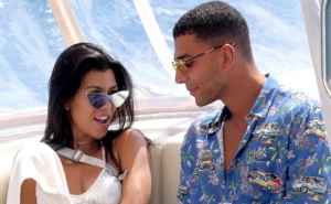 Kourtney Kardashian pokazuje svoje izvajano tijelo na odmoru iz snova