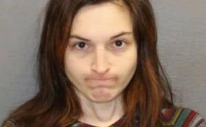 Tinejdžerka u SAD-u mačem prisilila bivšeg dečka na seks