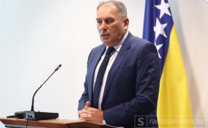 Rošić: Zašto Mektić ne otvori migrantski centar u Prnjavoru?