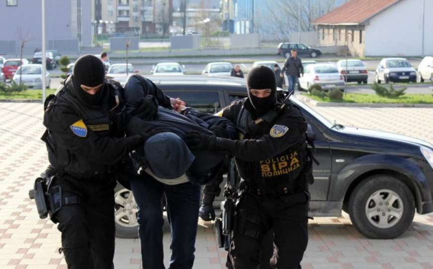 Silovanje maloljetnice u ratnom Sarajevu: Trojica osuđena na 16 godina zatvora