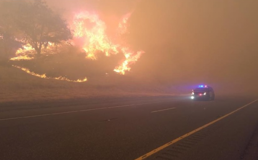 Ogroman požar širi se Kalifornijom, hiljade ljudi evakuirano