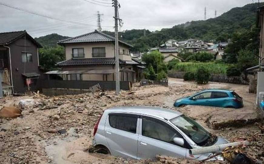 Jake kiše u Japanu odnijele 100 života