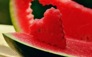 Lubenica čuva zdravlje očiju, mišića i kostiju, jača imunitet  