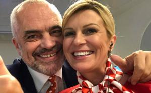 NATO samit i nogomet: Kolinda završila u zagrljaju sa Edijem Ramom