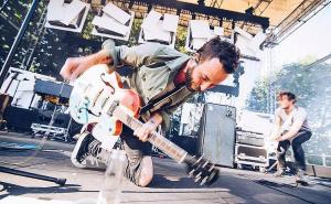 Mondo Cozmo - Tonight Tonight