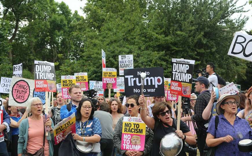 Neugodan doček za Trumpa u Londonu: Gubi se odavde, idi kući