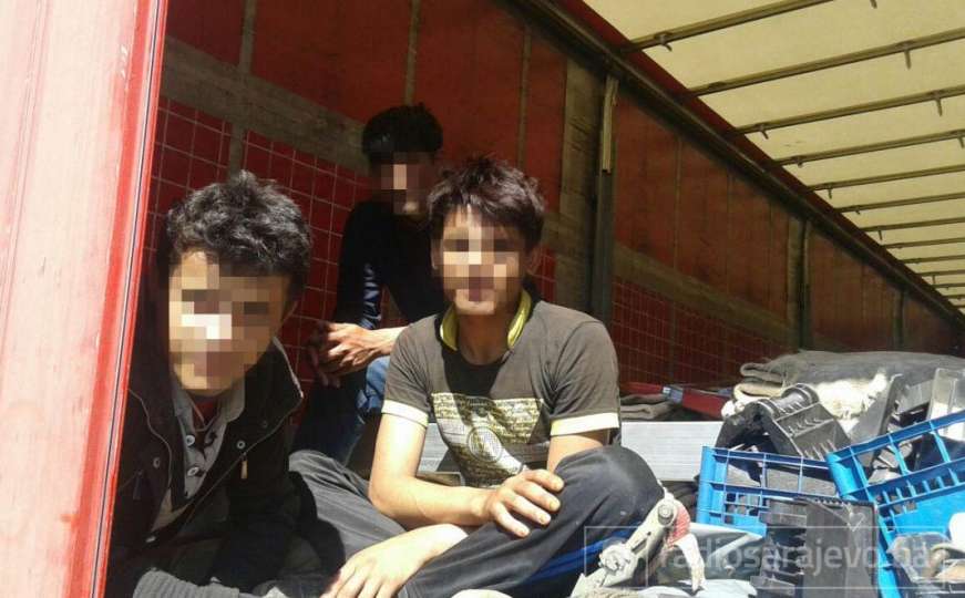 U Gradišci otkrivena tri ilegalna migranta