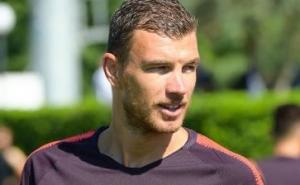 Edin Džeko postigao dva gola u pripremnom susretu s Latinom