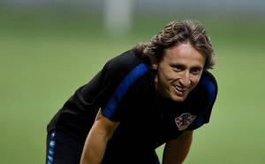 Kaka potpuno oduševljen Modrićem: On pleše na terenu