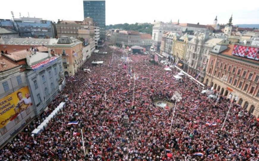 Vatrene u Zagrebu dočekalo više od 300.000 navijača