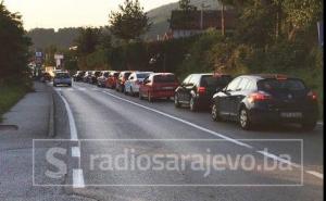 Sudar tri vozila kod Semizovca, nema povrijeđenih