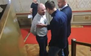 Zamalo tuča u zagrebačkoj Skupštini: Klošaru mali, pljunut ću ti u facu