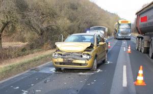 Stolac-Ljubinje: Sudar četiri vozila, povrijeđene tri osobe 