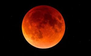 Najduži puni "krvavi Mjesec" u ovom stoljeću dešava se ovog petka