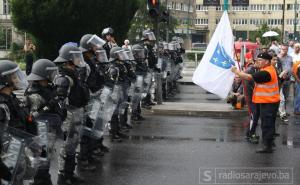 Situacija eskalirala: Borci blokirali saobraćajnicu na Skenderiji