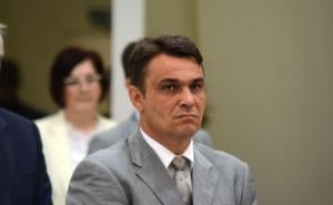 Ahmetović traži smjenu Crnadka zbog njegovog stava prema Srebrenici