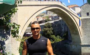 Danas 452. tradicionalni skokovi sa Staroga mosta