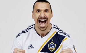 Ibrahimović postigao hat-trick i nastavio pobjednički niz