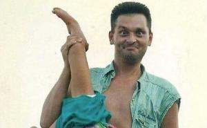 Ella Dvornik urnebesnom fotografijom s Dinom pokazala kakvo je djetinstvo imala