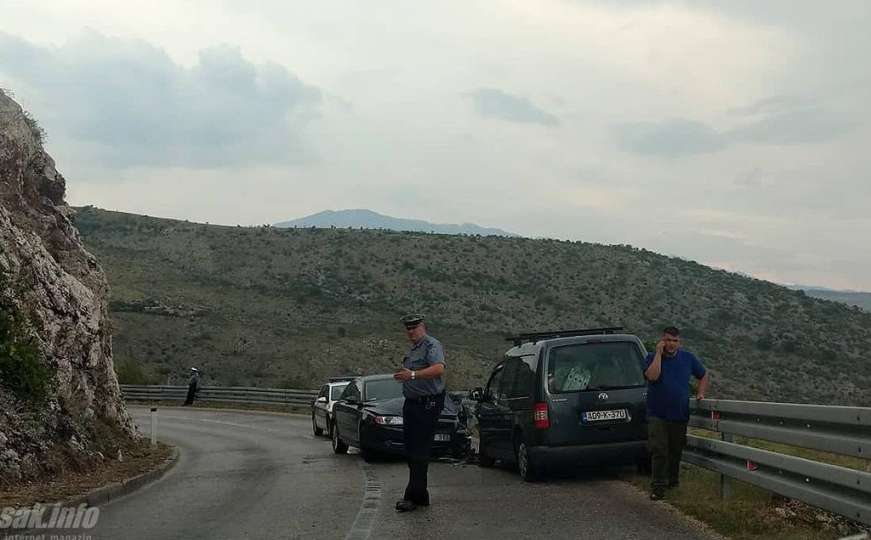 Sudarili se Volvo i Volkswagen Caddy na cesti Mostar - Čitluk