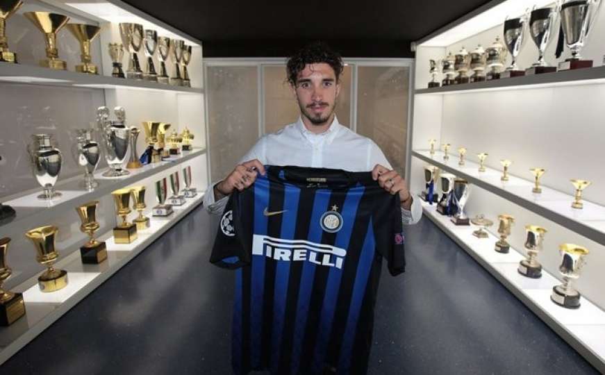 Sada je i službeno: Vrsaljko potpisao za Inter