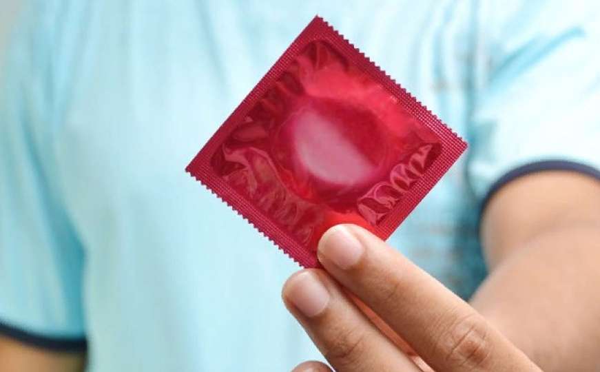 Upozorenje stručnjaka: Prestanite ispirati kondome i ponovno ih koristiti