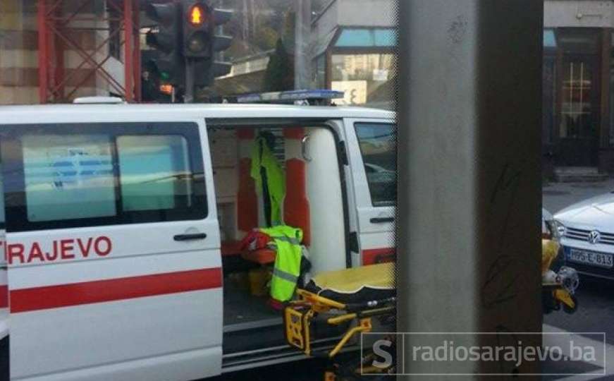 Sarajevo: Biciklom udarila u saobraćajni znak i zadobila teške tjelesne povrede
