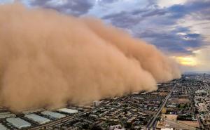 Pješčana oluja široka više od 100 kilometara prekrila cijeli grad