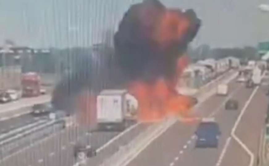  Italija: Objavljen snimak stravične eksplozije nakon direktnog sudara