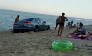 Karma je čudo: Bahati vozač požalio što je Audijem došao na plažu