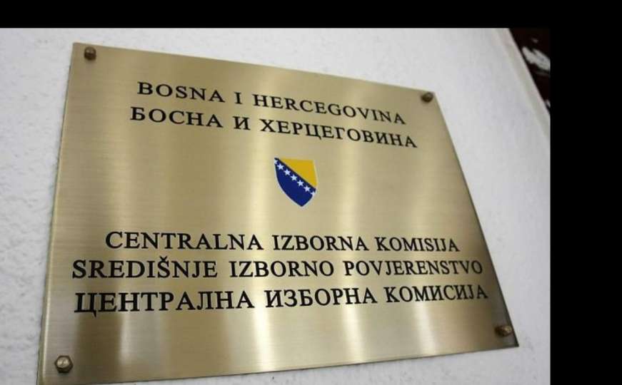 Pirić: Do sada obrađeno 75.000 prijava za glasanje izvan BiH