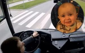 Vozač beogradskog busa učinio nešto predivno da umiri uplakanu bebu