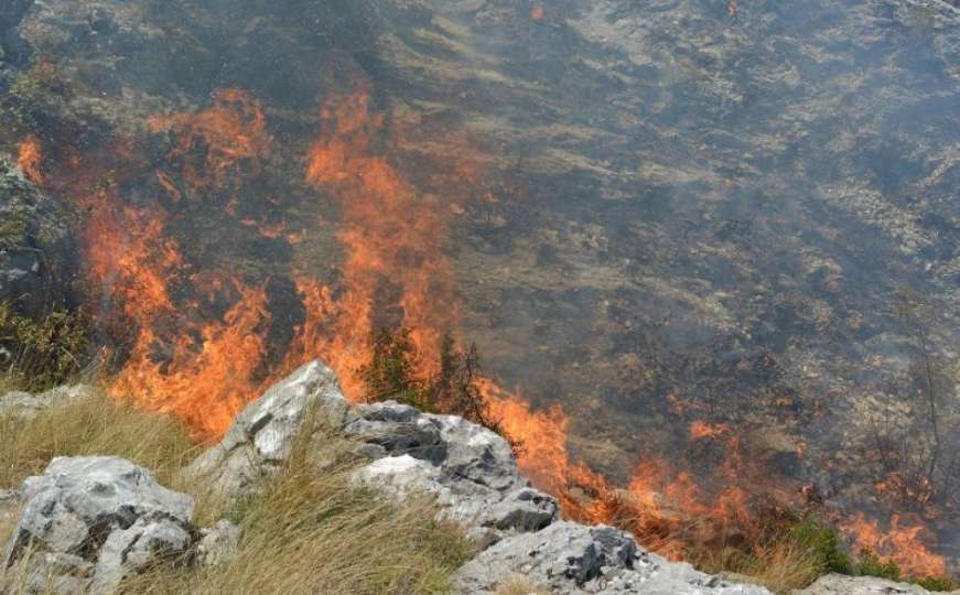 Na području Hercegovine registrovano 17 požara 