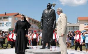 U Tomislavgradu svečano otkriven spomenik Franji Tuđmanu