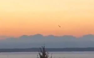 Pogledajte vratolomije kradljivca aviona prije pada: Ovo još nije viđeno