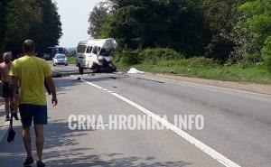 U sudaru kod Doboja poginuli vozači kombija i kamiona