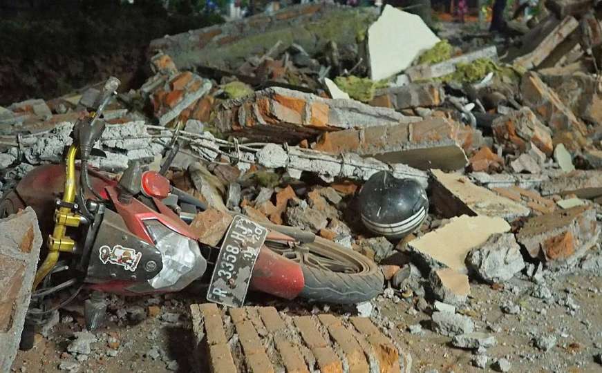 Broj poginulih u potresu na indonežanskom otoku Lombok porastao na 392