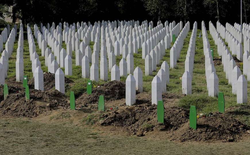 Bursać: Nije vam genocid u Srebrenici horoskop da vjerujete u njega ili ne