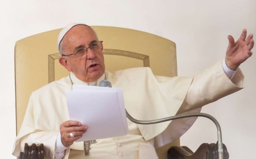 Papa Franjo o seksualnom zlostavljanja djece: Napustili smo najmanje