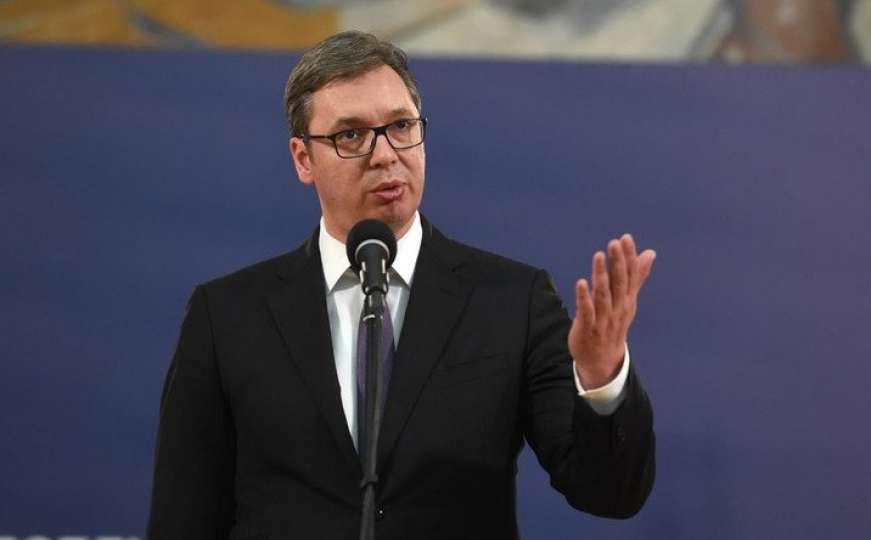 Vučić razmišlja o uvođenju obaveznog vojnog roka