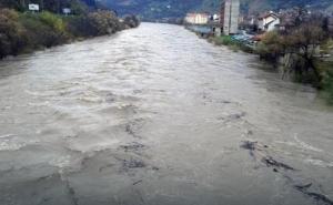 Vozač Hitne pomoći u Foči spriječio Sarajliju da izvrši samoubistvo skokom u Drinu