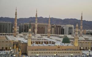 Pred povratak kućama: Hadžije u Medini posjećuju Poslanikovu džamiju i mezar