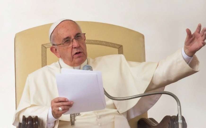 Papa: Suočimo se s odvratnim zločinom pedofilije