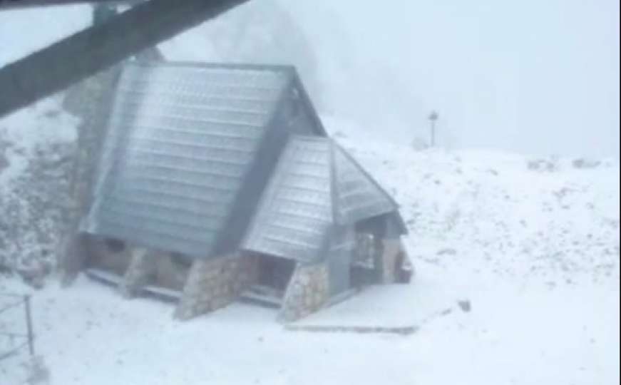 Zabijelilo u augustu: U Sloveniji pao snijeg